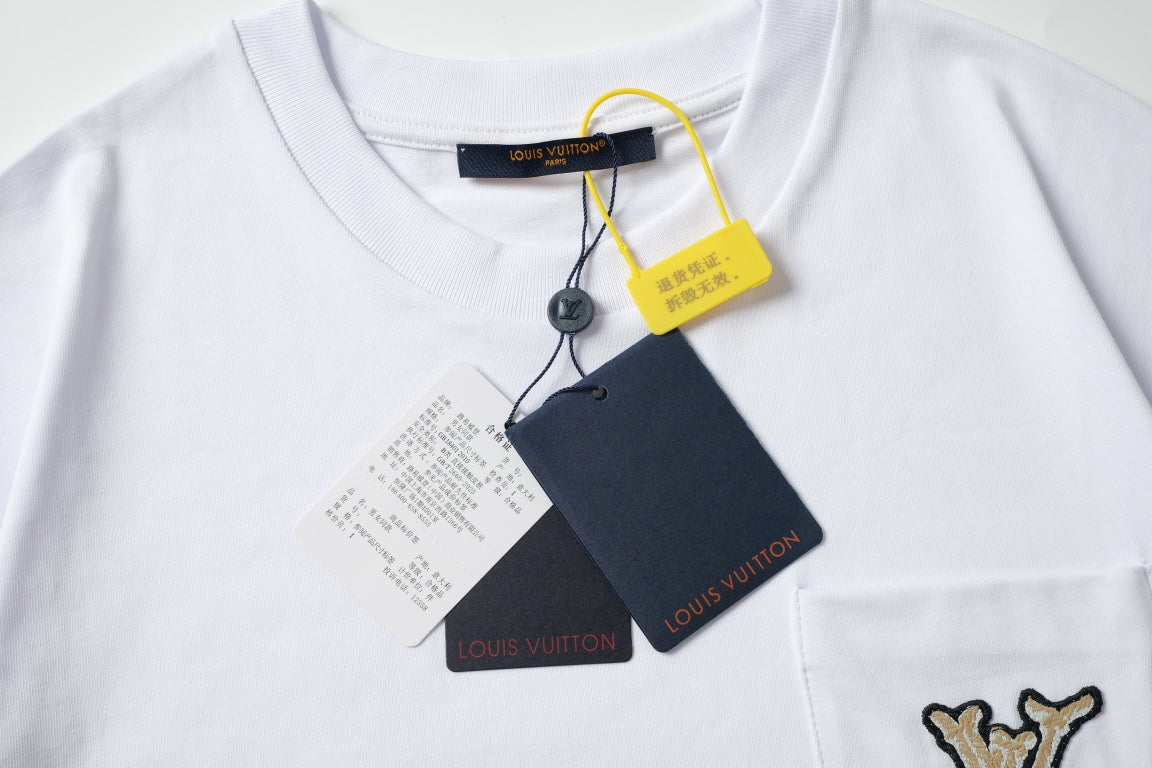 LuxluxHouse Best Quality Clothes T-shirt Louis Vuitton