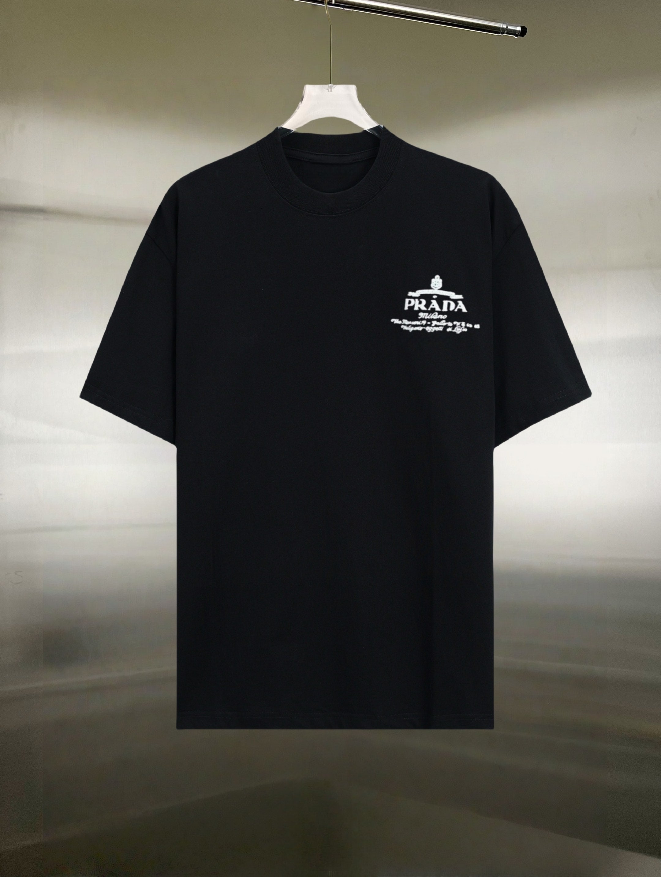 LuxluxHouse Best Quality Clothes T-shirt Prada