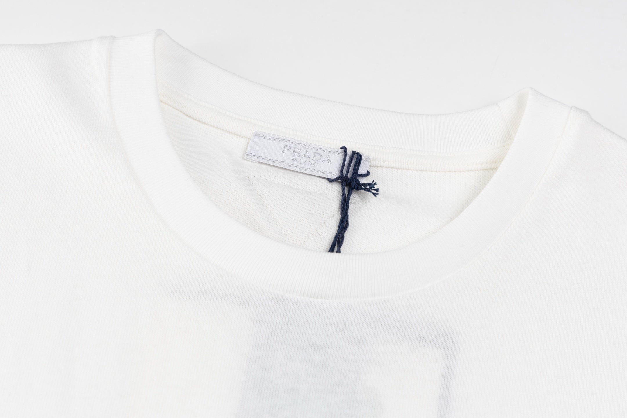 LuxluxHouse Best Quality Clothes T-shirt Prada