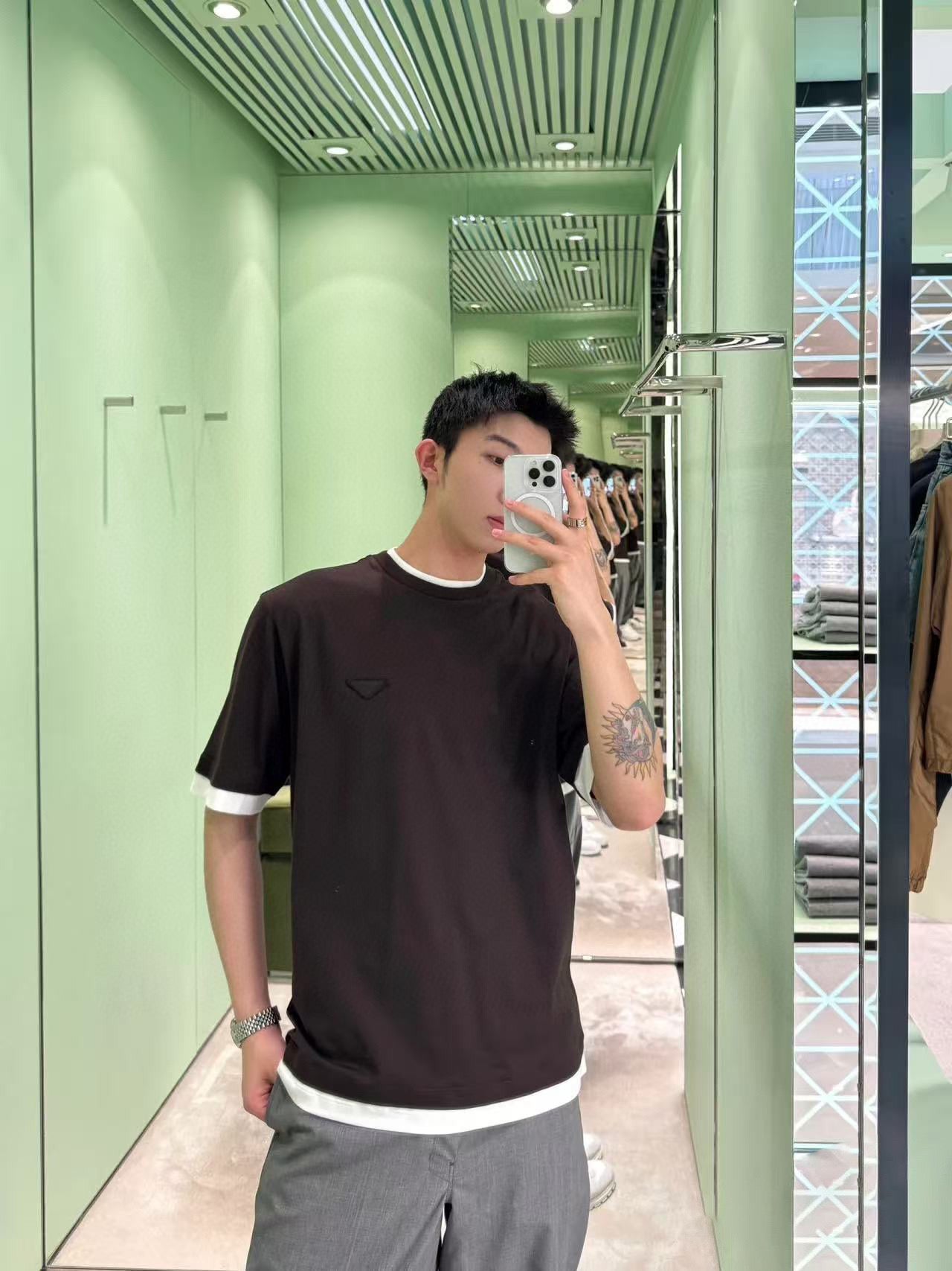 LuxluxHouse Best Quality Clothes T-shirt Prada