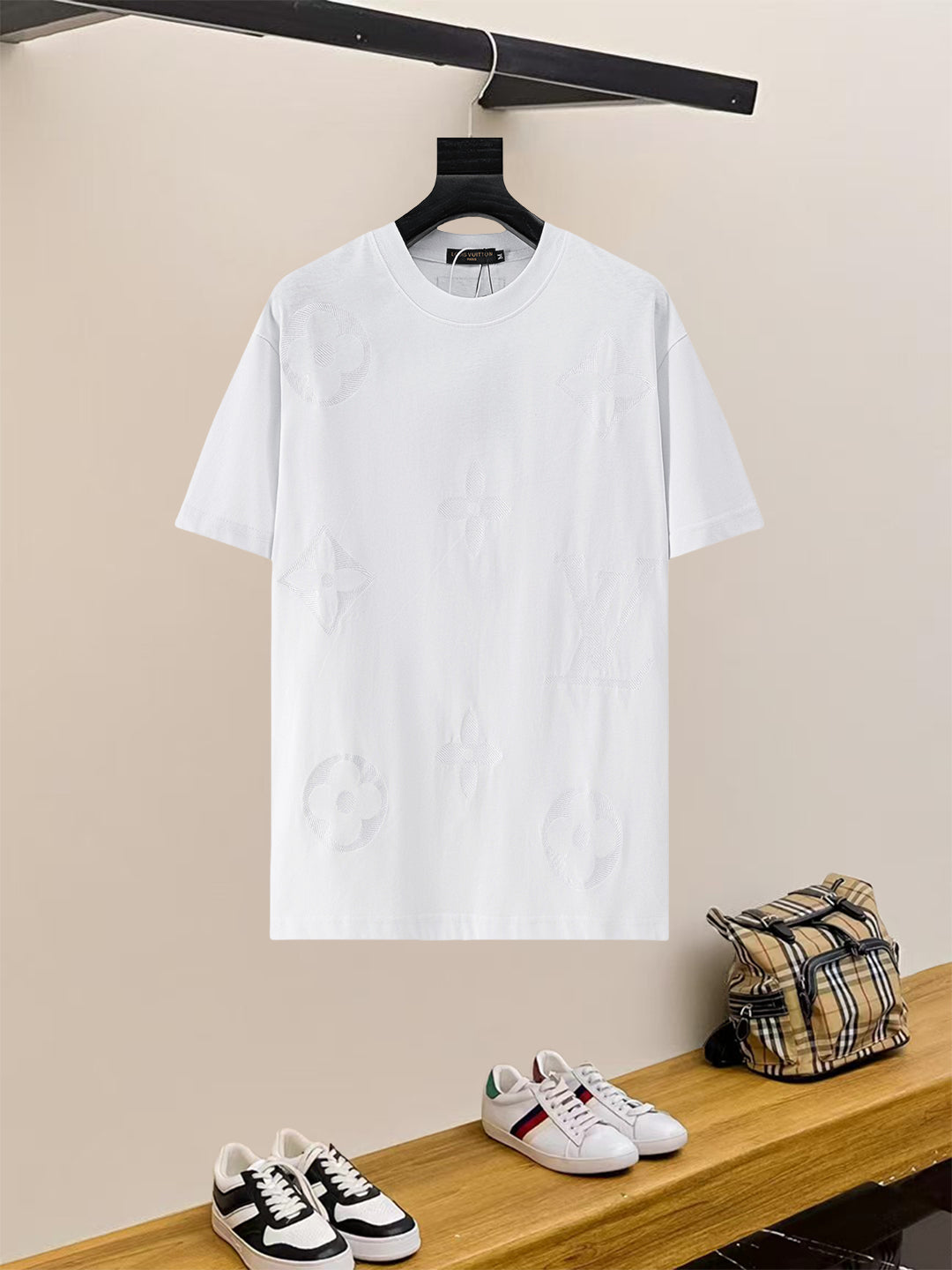 LuxluxHouse Best Quality Clothes T-shirt Louis Vuitton
