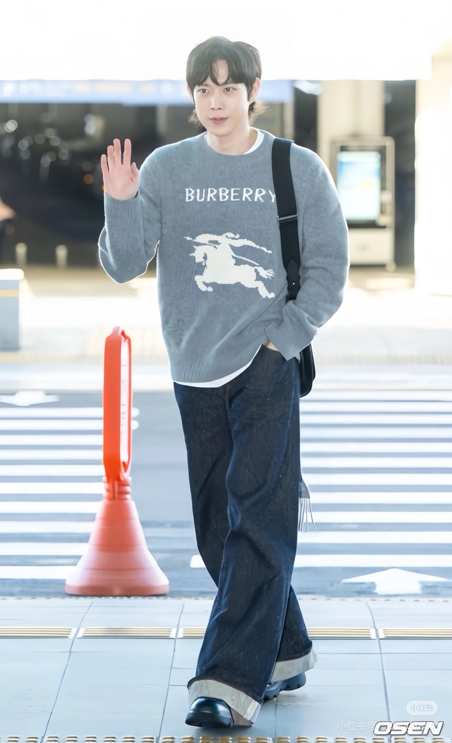 LuxluxHouse Best Quality Clothes Burberry Hoodie & Sweater