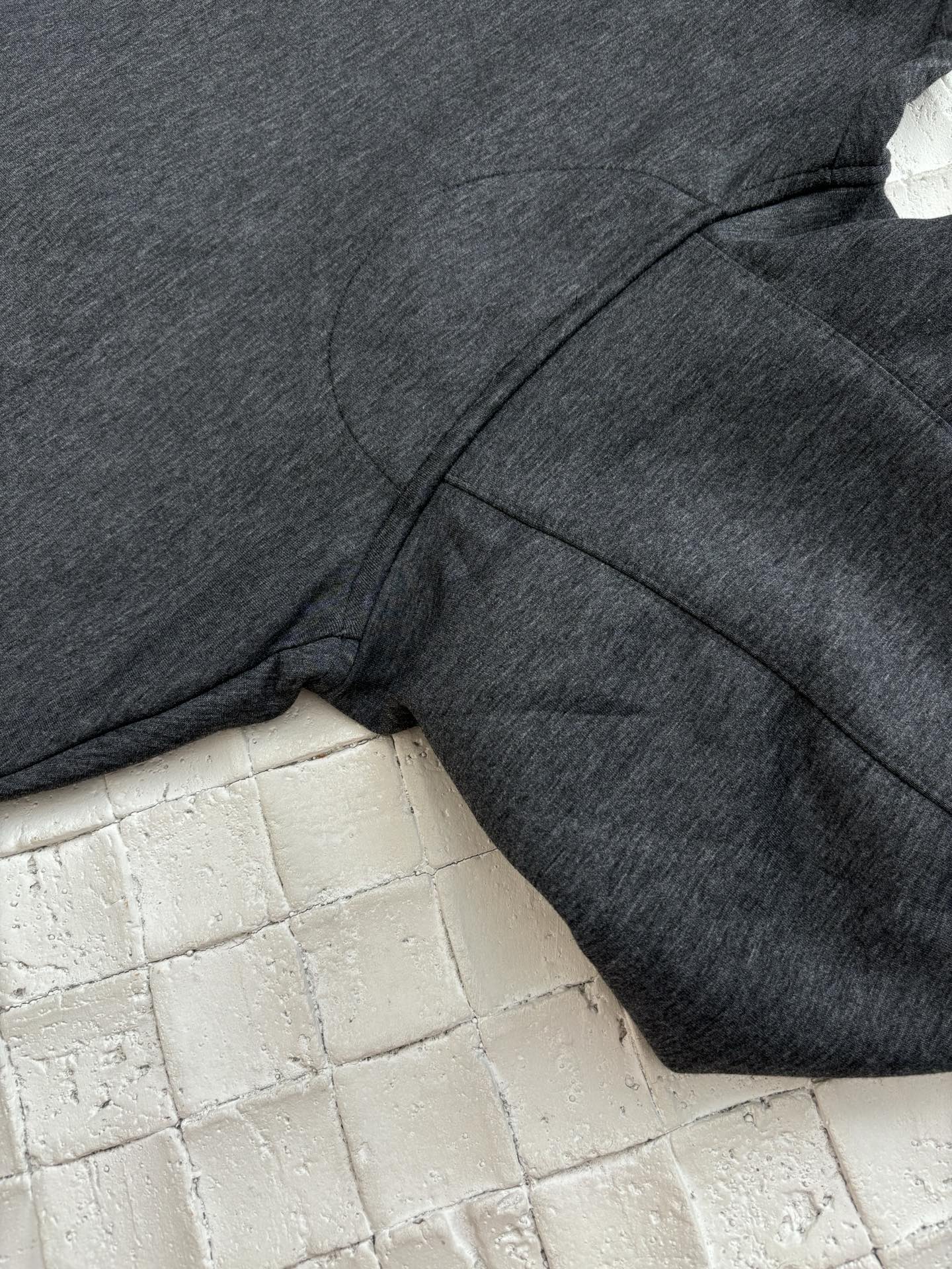 LuxluxHouse Best Quality Clothes Fendi Hoodie & Sweater