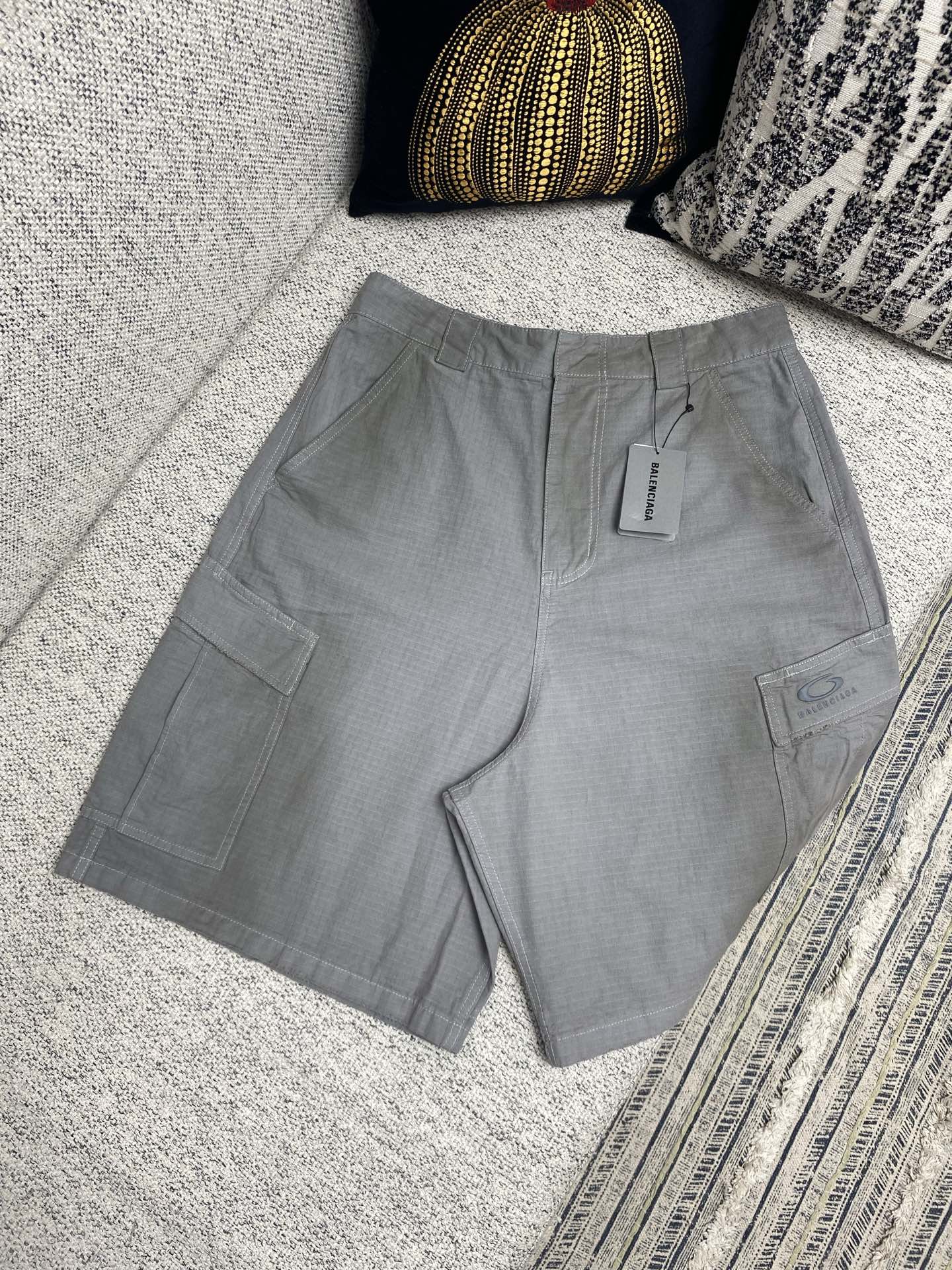 LuxluxHouse Best Quality Clothes Balenciaga Pants