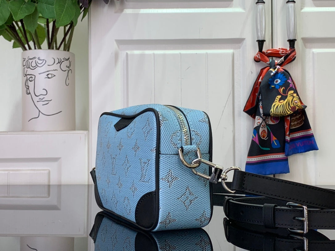 LuxluxHouse Best Quality Bags Louis Vuitton Men