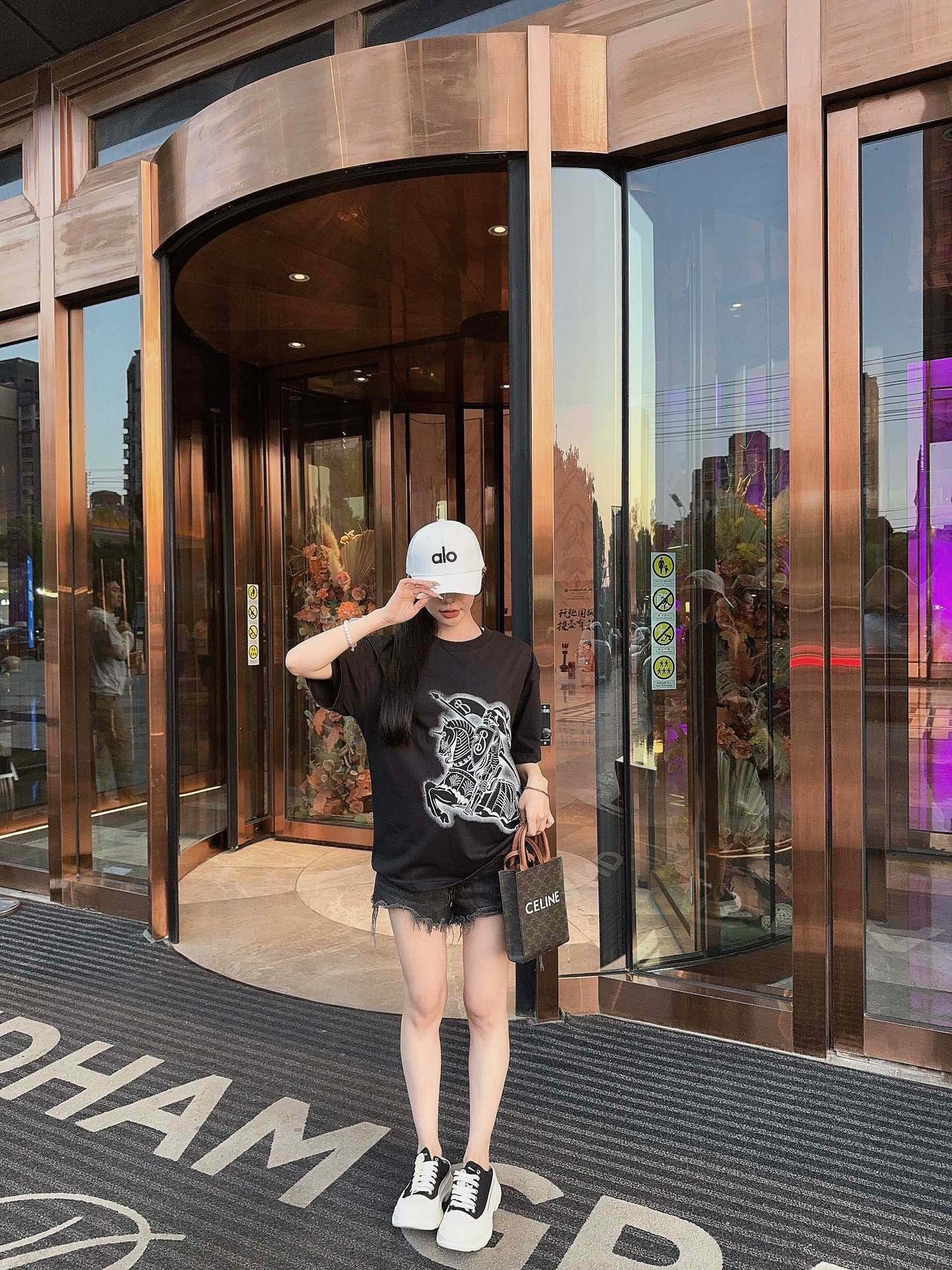 LuxluxHouse Best Quality Clothes Burberry T-shirt