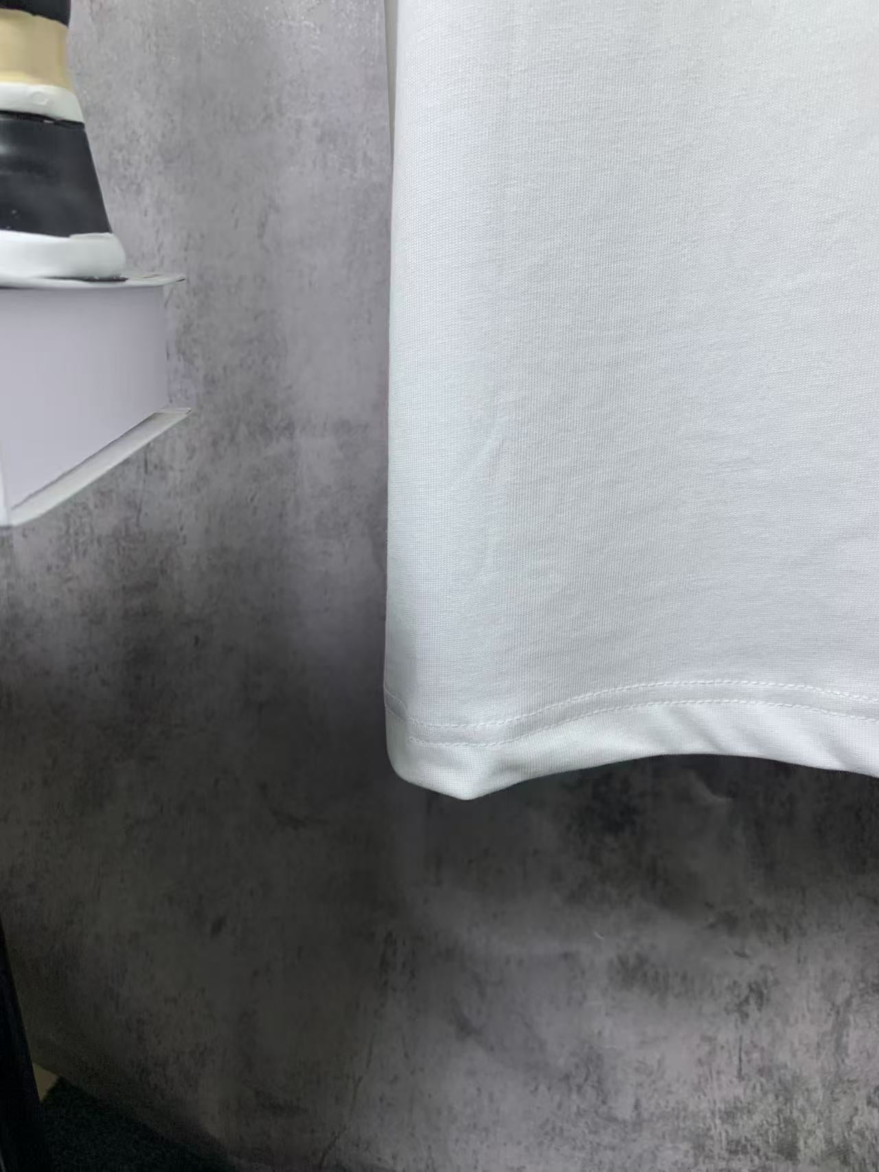 LuxluxHouse Best Quality Clothes Givenchy T-shirt