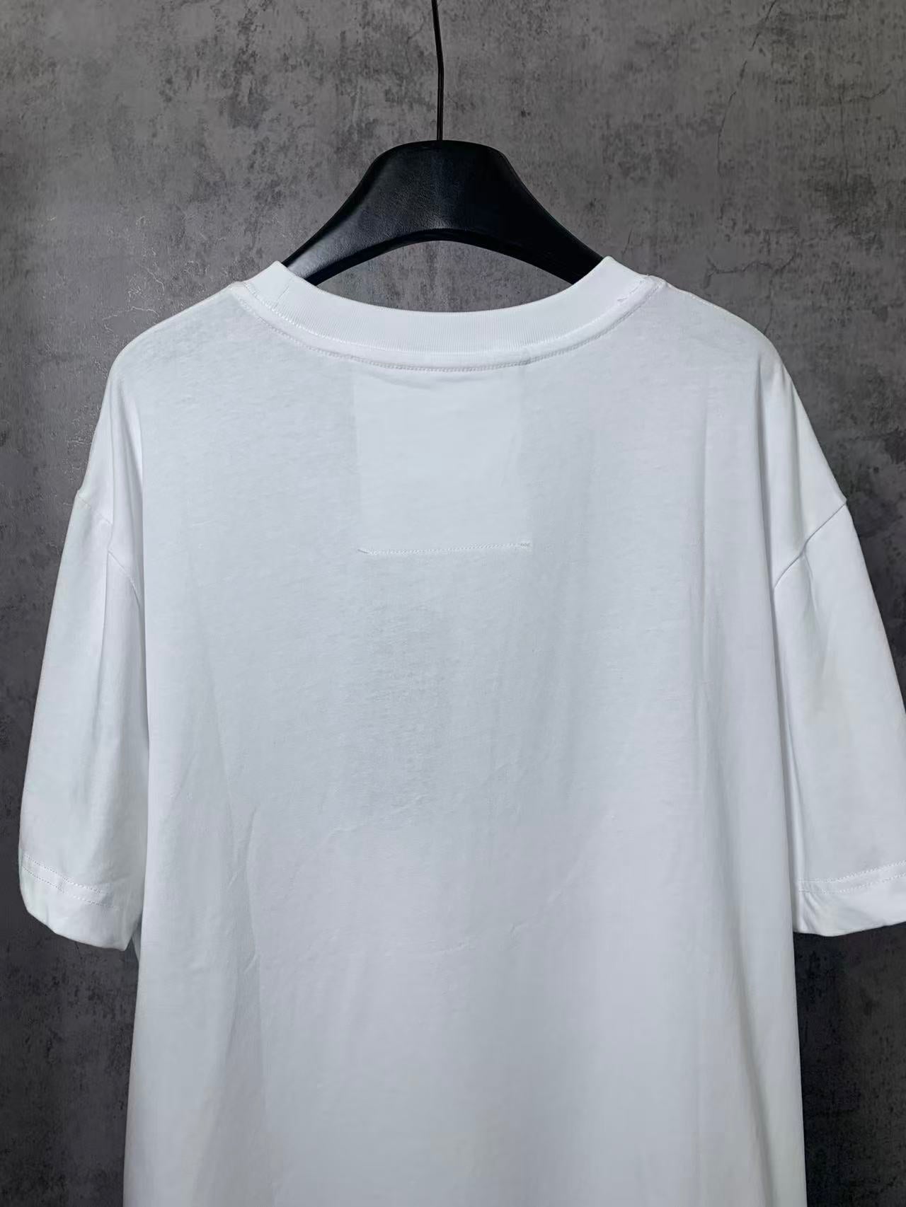 LuxluxHouse Best Quality Clothes Givenchy T-shirt