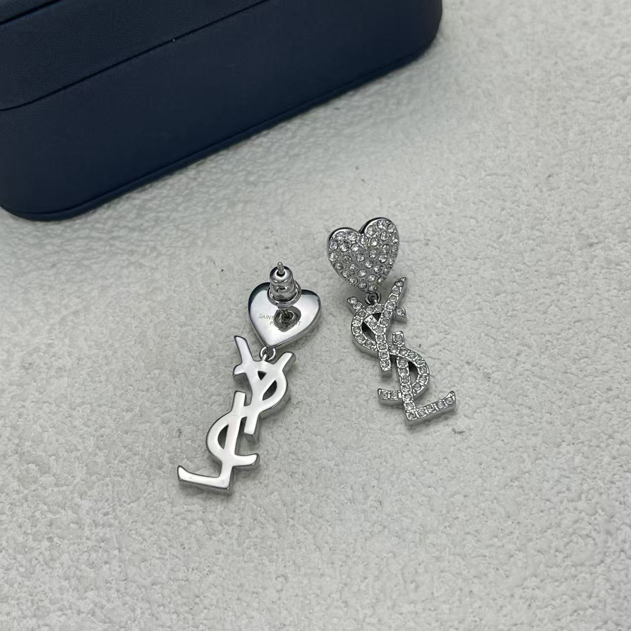 LuxluxHouse Low Price And High Quality Accessories YSL