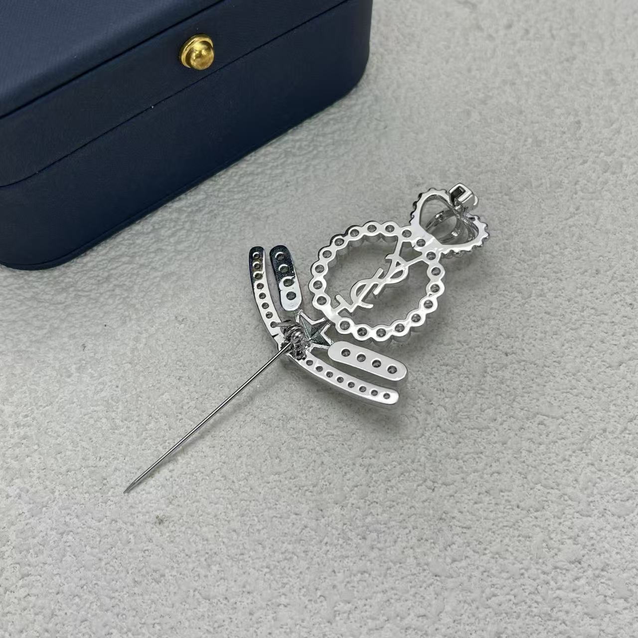 LuxluxHouse Low Price And High Quality Accessories YSL