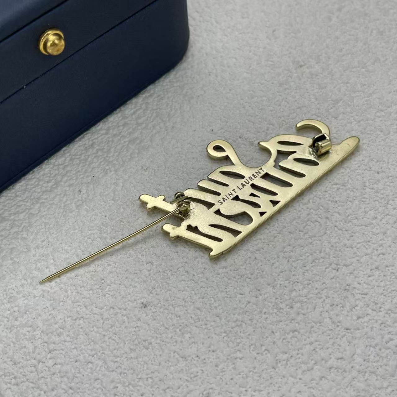 LuxluxHouse Low Price And High Quality Accessories YSL