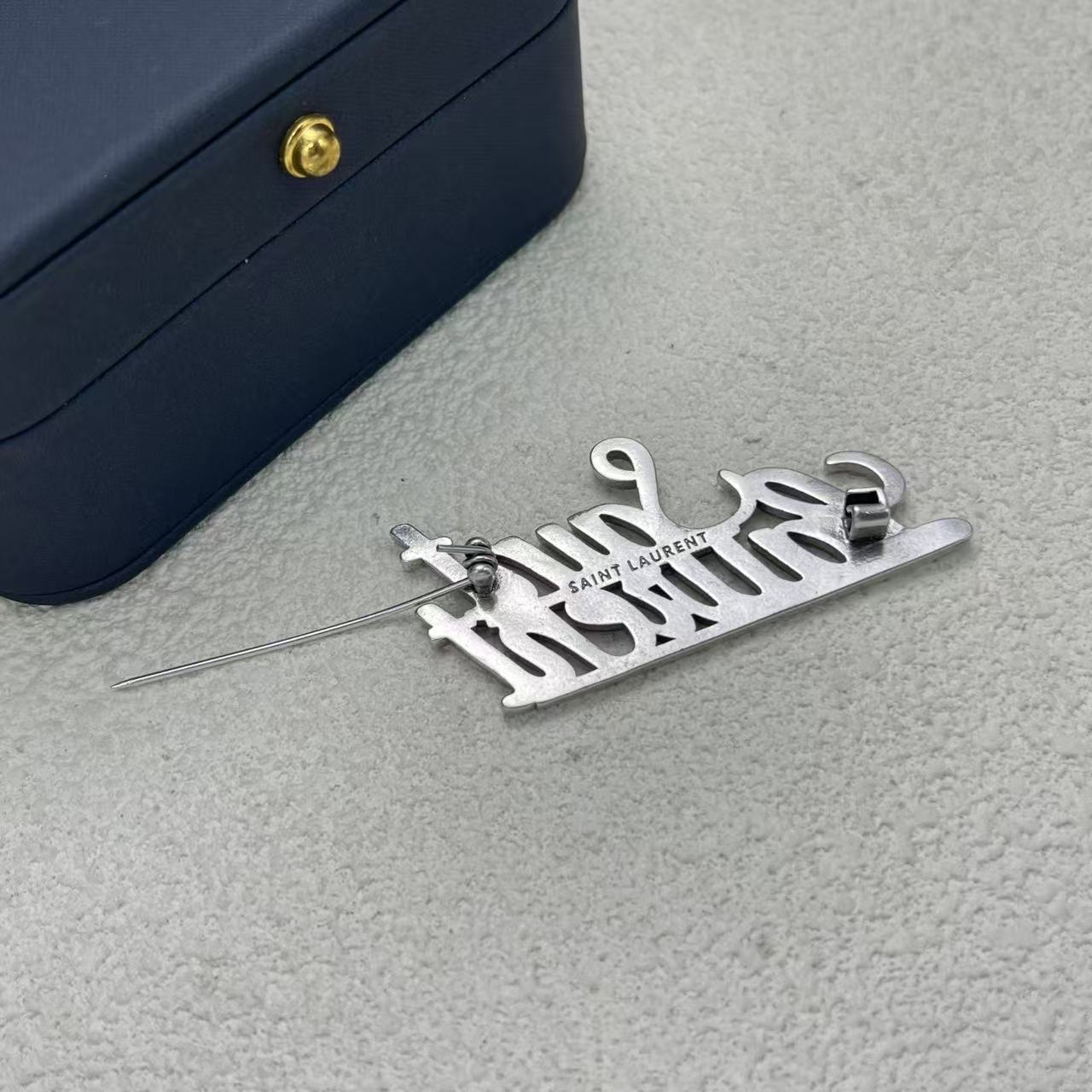 LuxluxHouse Low Price And High Quality Accessories YSL