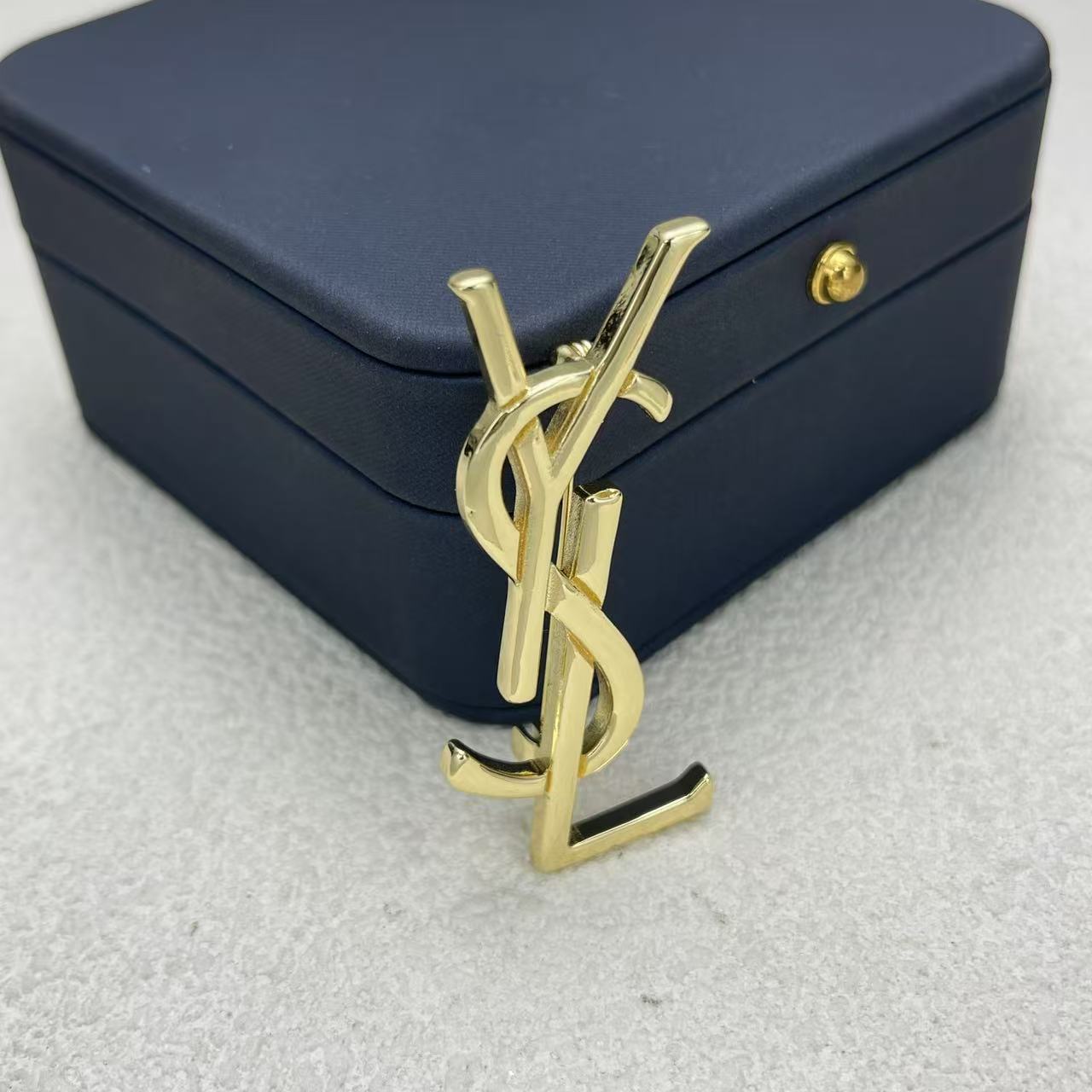 LuxluxHouse Low Price And High Quality Accessories YSL