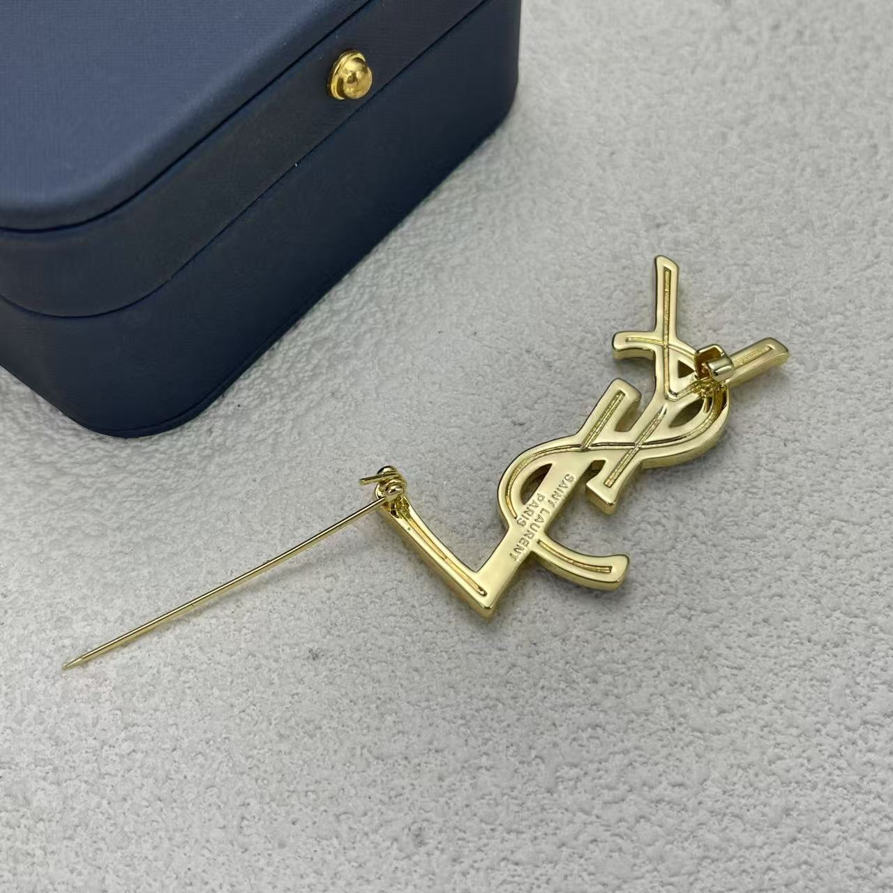 LuxluxHouse Low Price And High Quality Accessories YSL