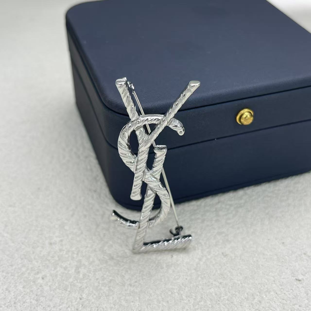 LuxluxHouse Low Price And High Quality Accessories YSL