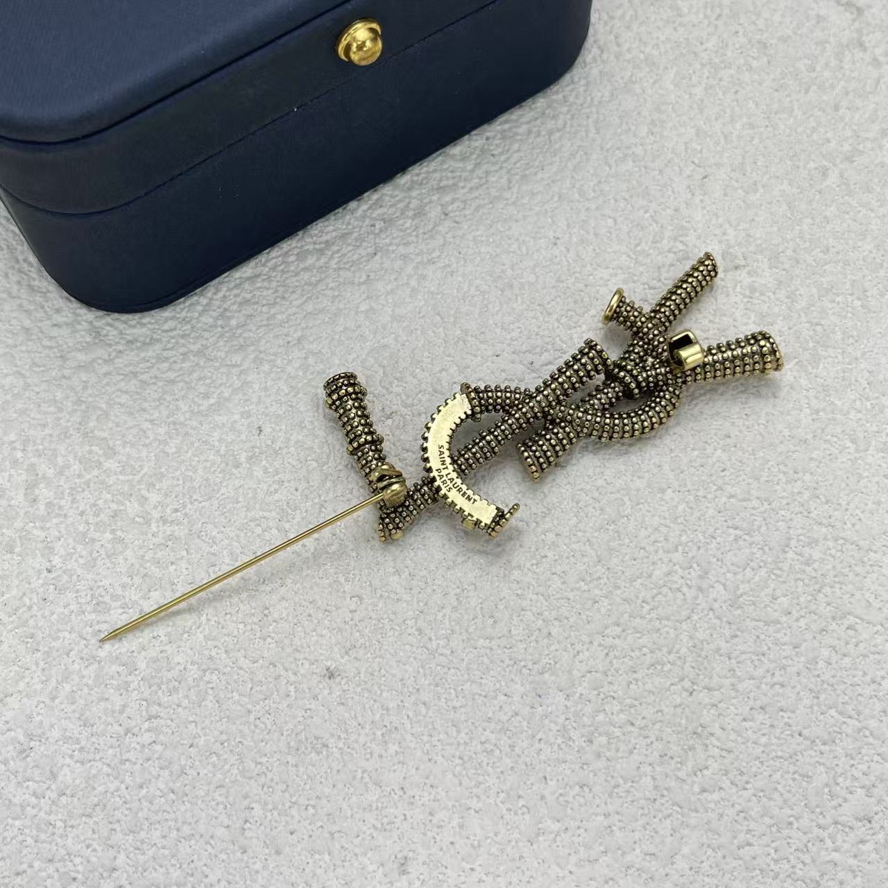 LuxluxHouse Low Price And High Quality Accessories YSL