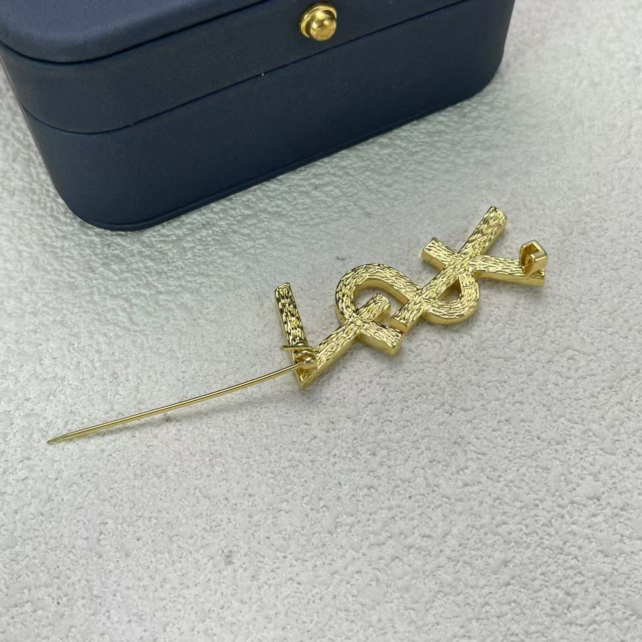 LuxluxHouse Low Price And High Quality Accessories YSL