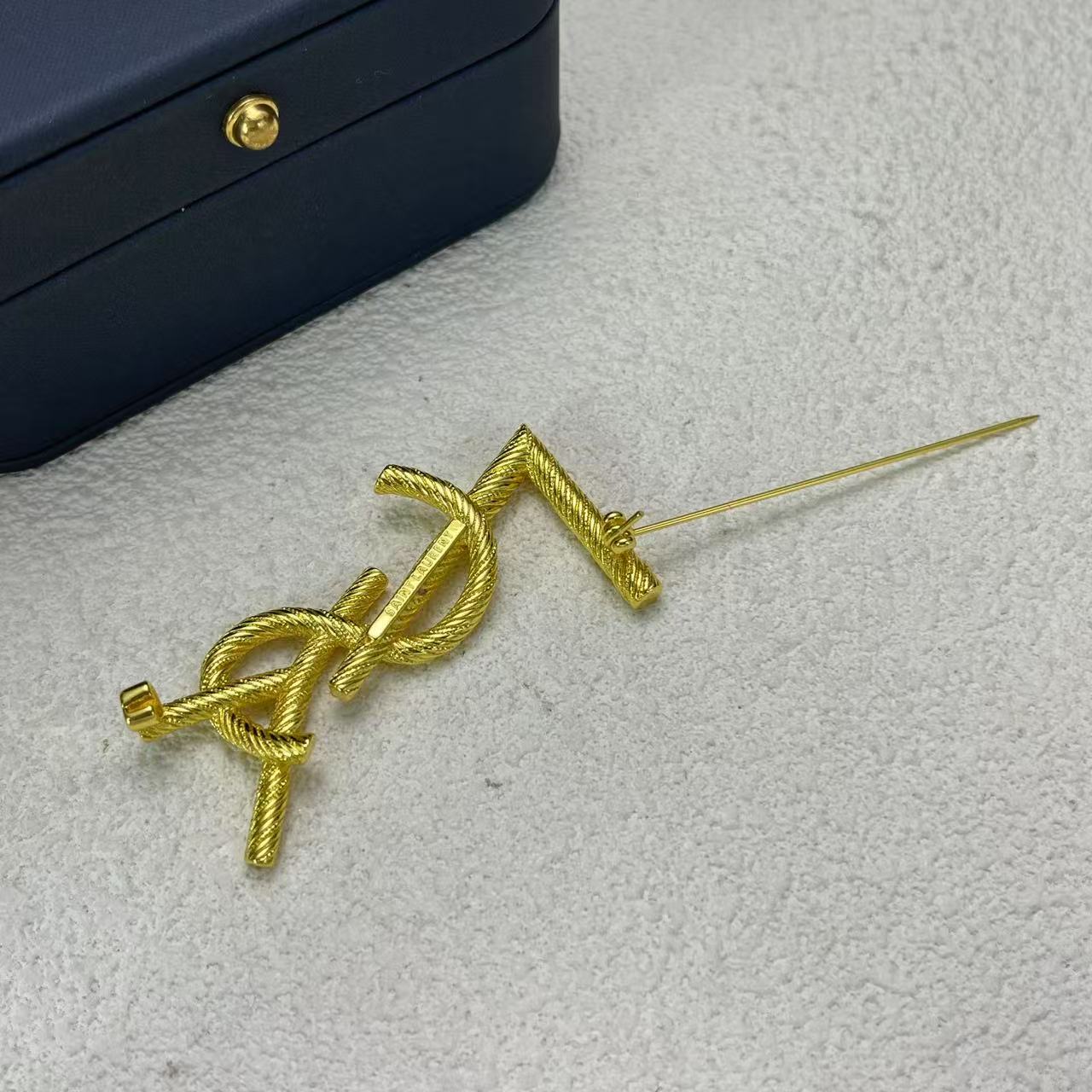LuxluxHouse Low Price And High Quality Accessories YSL