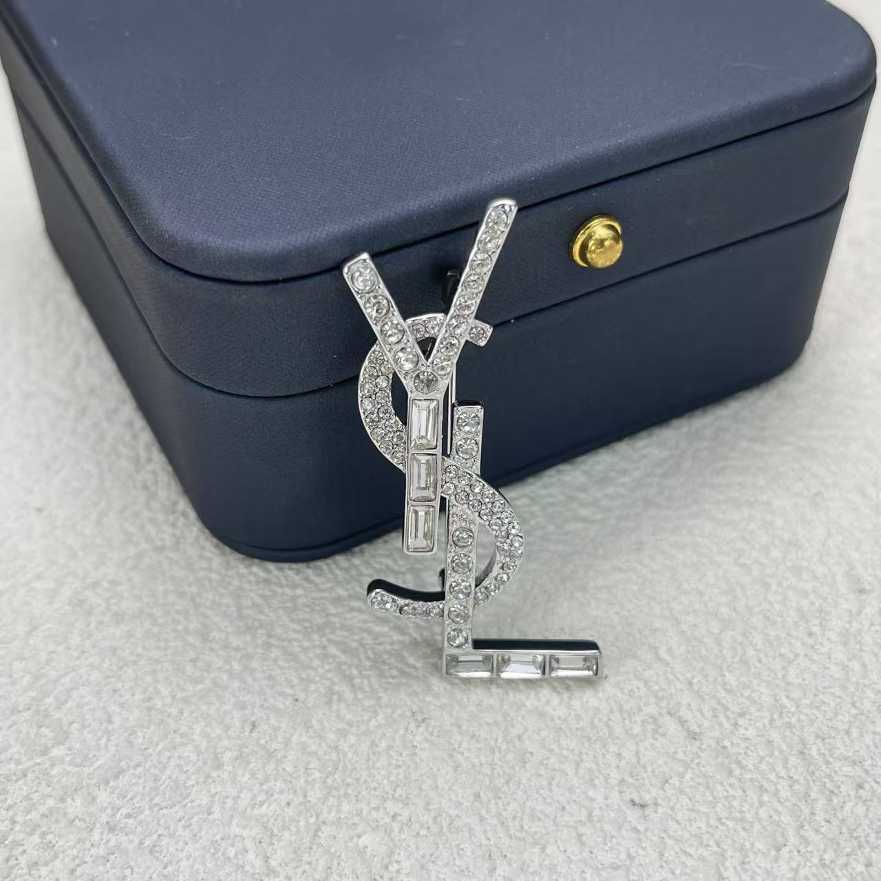 LuxluxHouse Low Price And High Quality Accessories YSL