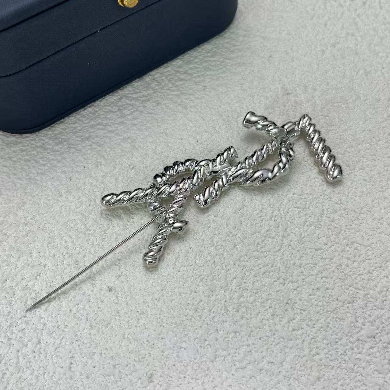 LuxluxHouse Low Price And High Quality Accessories YSL