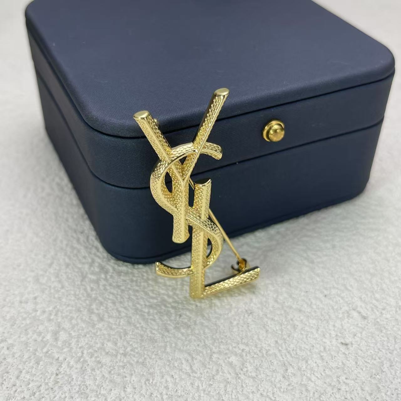 LuxluxHouse Low Price And High Quality Accessories YSL
