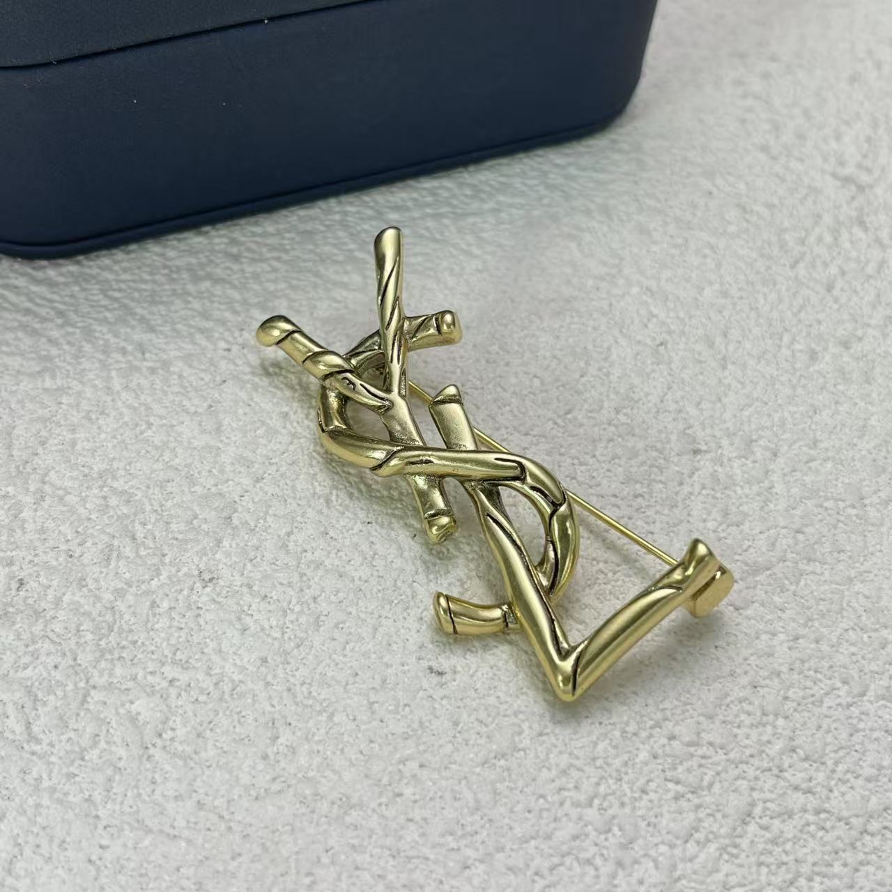 LuxluxHouse Low Price And High Quality Accessories YSL