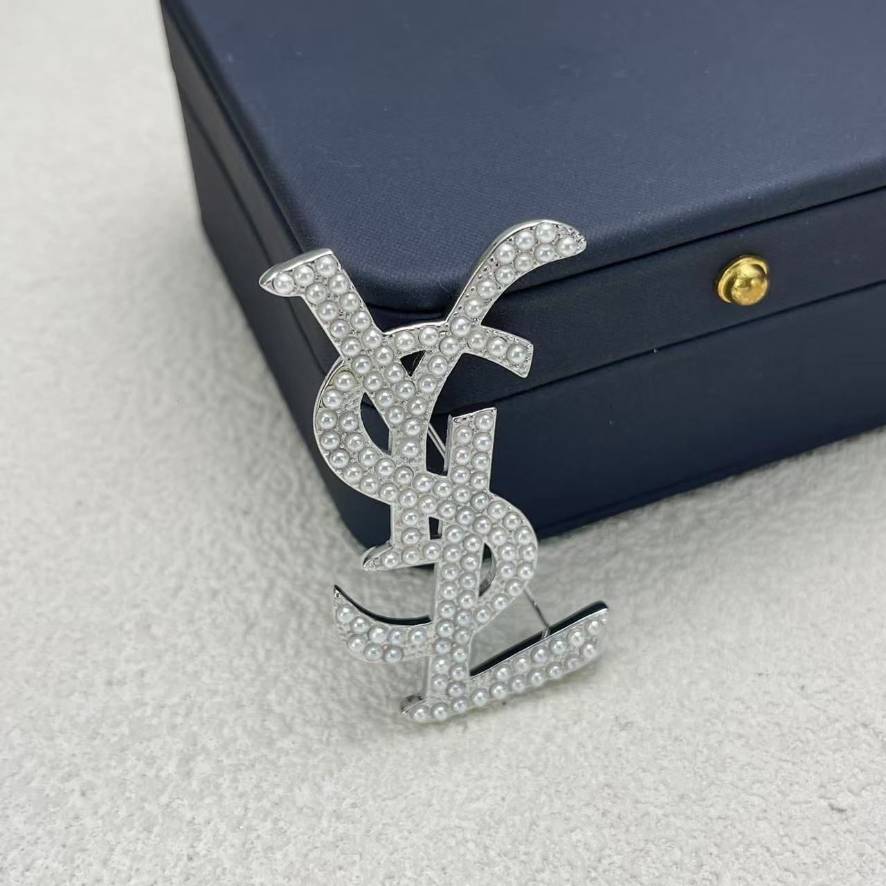 LuxluxHouse Low Price And High Quality Accessories YSL