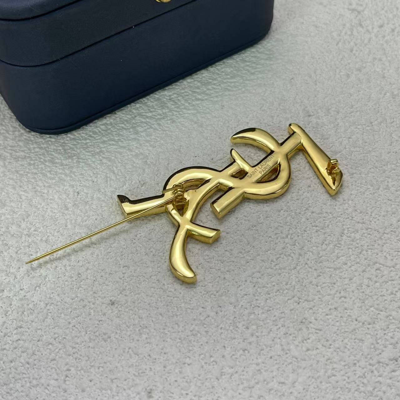 LuxluxHouse Low Price And High Quality Accessories YSL