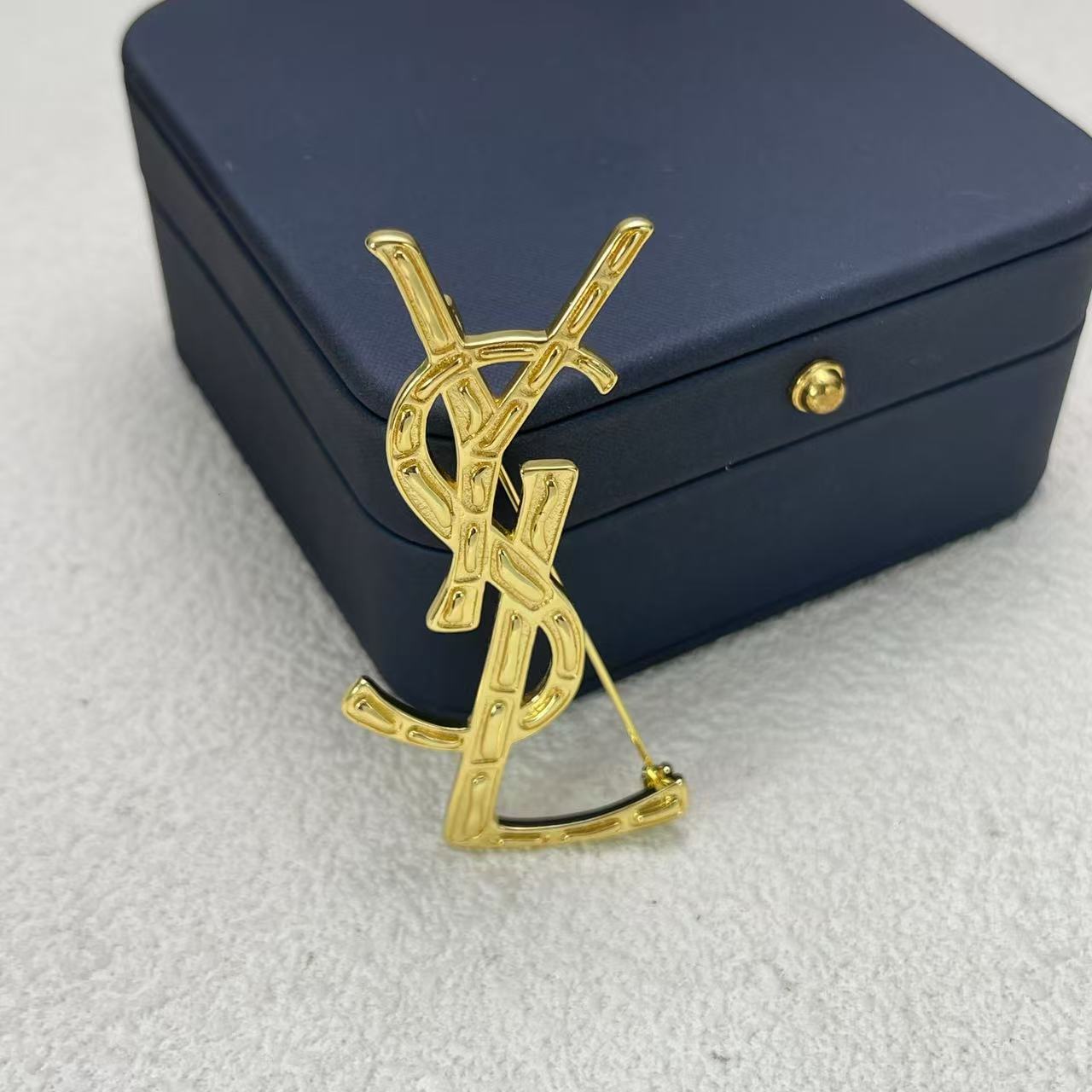 LuxluxHouse Low Price And High Quality Accessories YSL