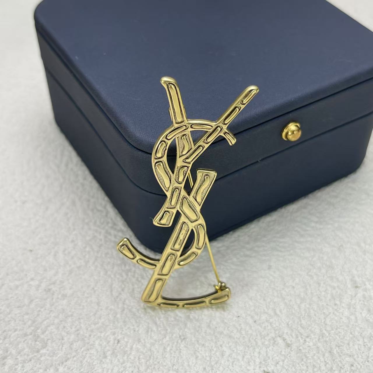 LuxluxHouse Low Price And High Quality Accessories YSL