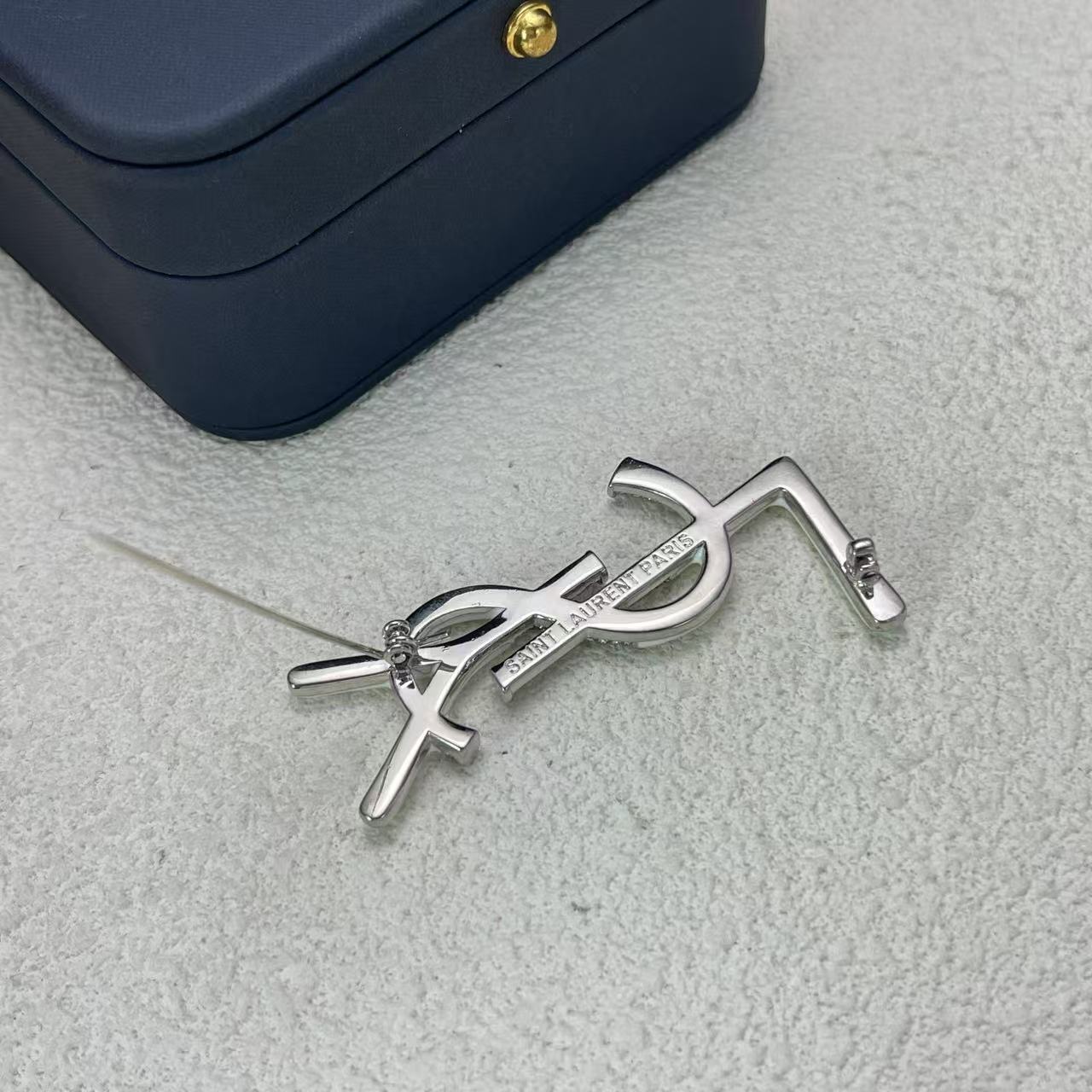 LuxluxHouse Low Price And High Quality Accessories YSL