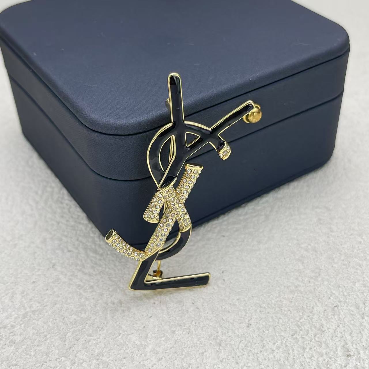 LuxluxHouse Low Price And High Quality Accessories YSL