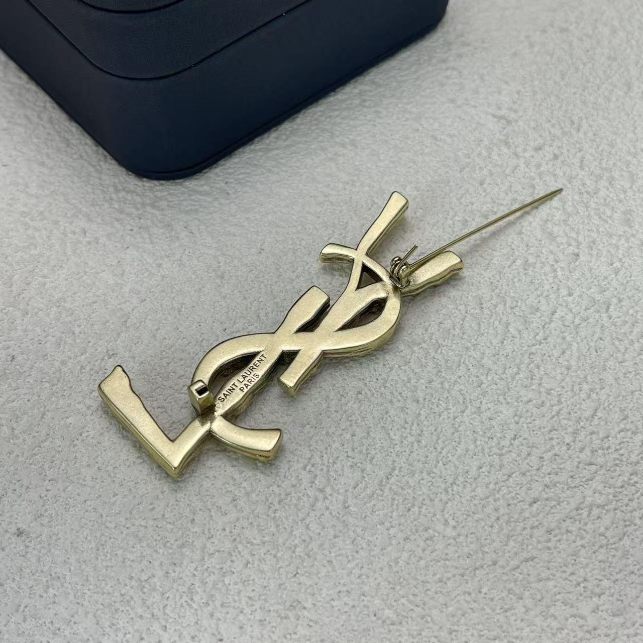 LuxluxHouse Low Price And High Quality Accessories YSL