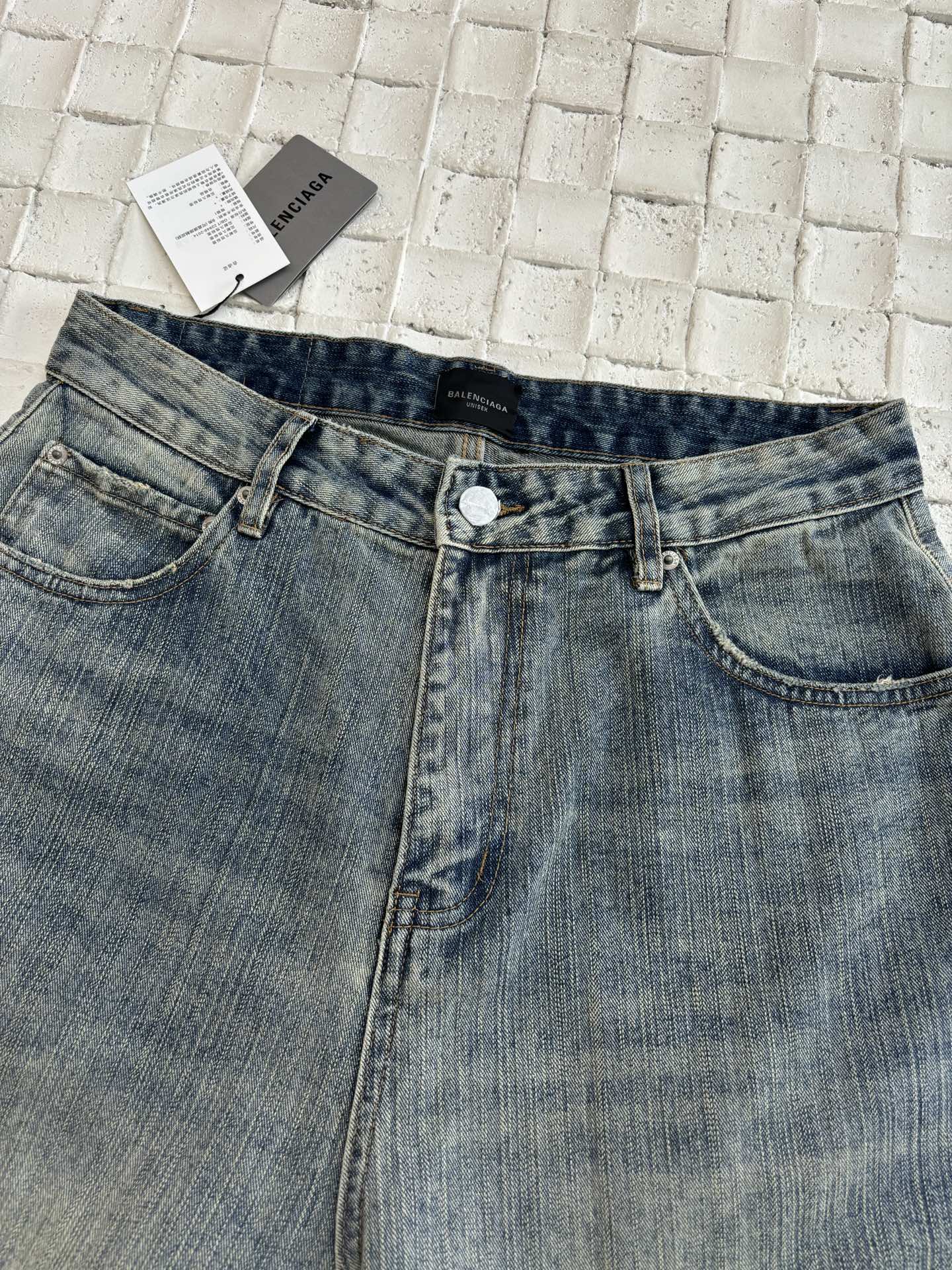 LuxluxHouse Best Quality Clothes Balenciaga Pants