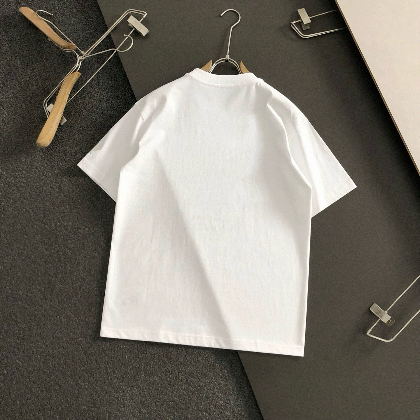 LuxluxHouse Best Quality Clothes Valentino T-shirt