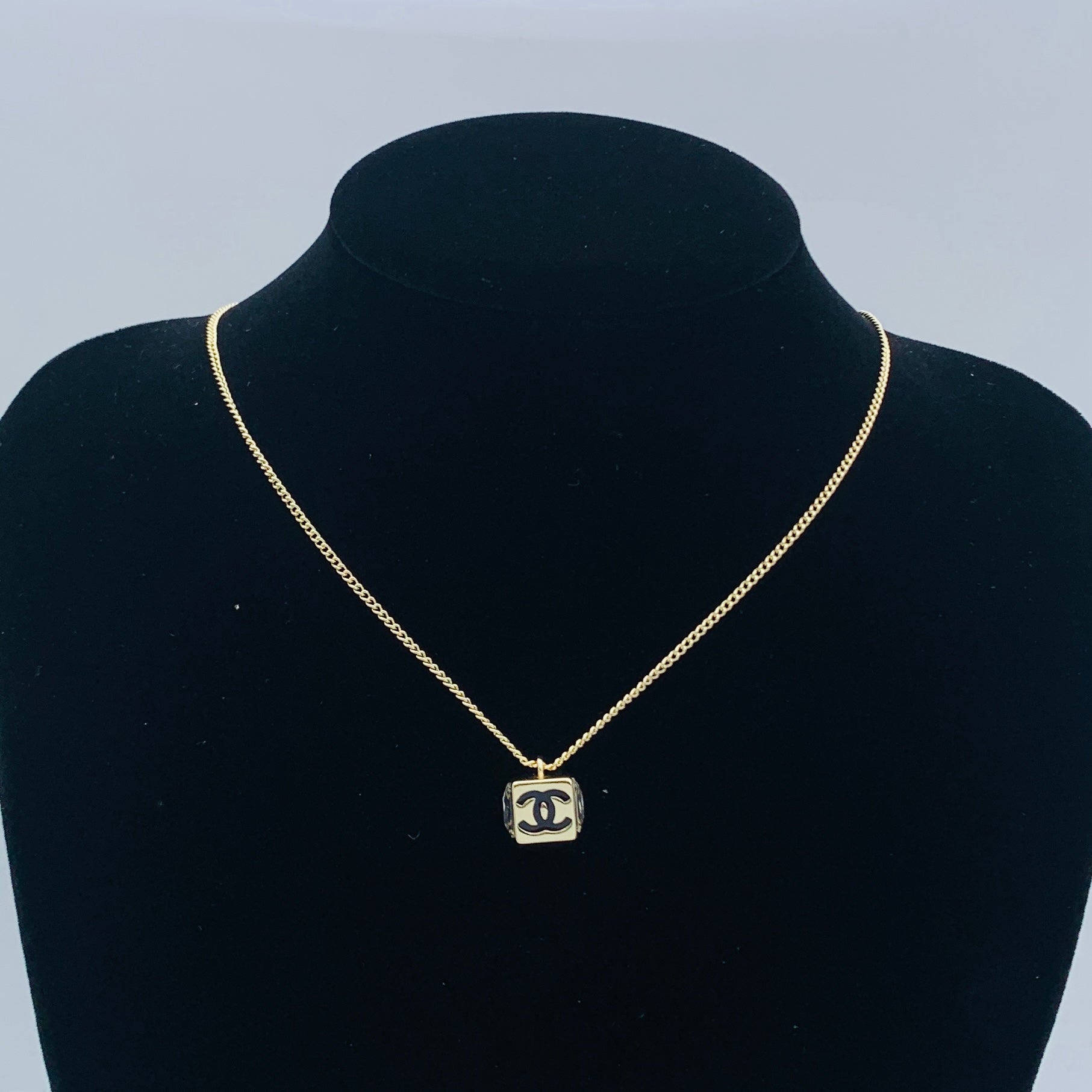 LuxluxHouse Low Price And High Quality Accessories Chanel