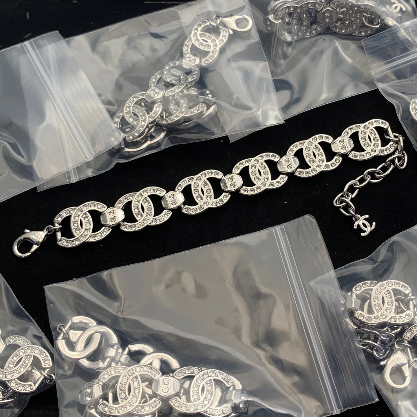 LuxluxHouse Low Price And High Quality Accessories Chanel