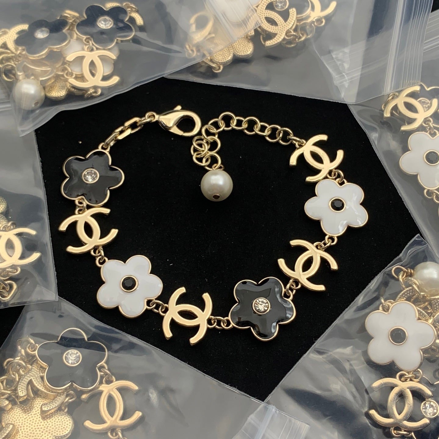 LuxluxHouse Low Price And High Quality Accessories Chanel