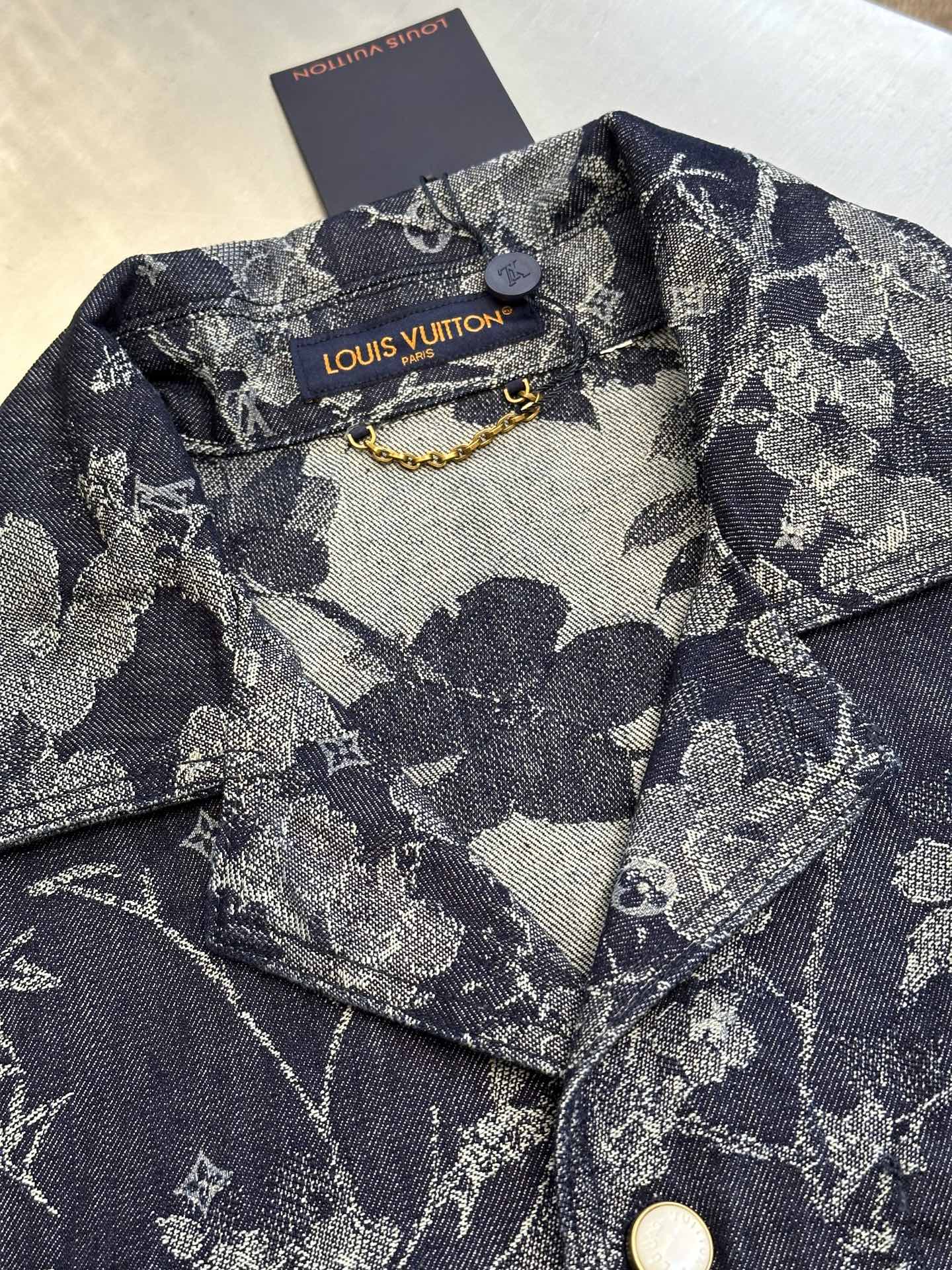 LuxluxHouse Best Quality Clothes Shirts&Polo Louis Vuitton