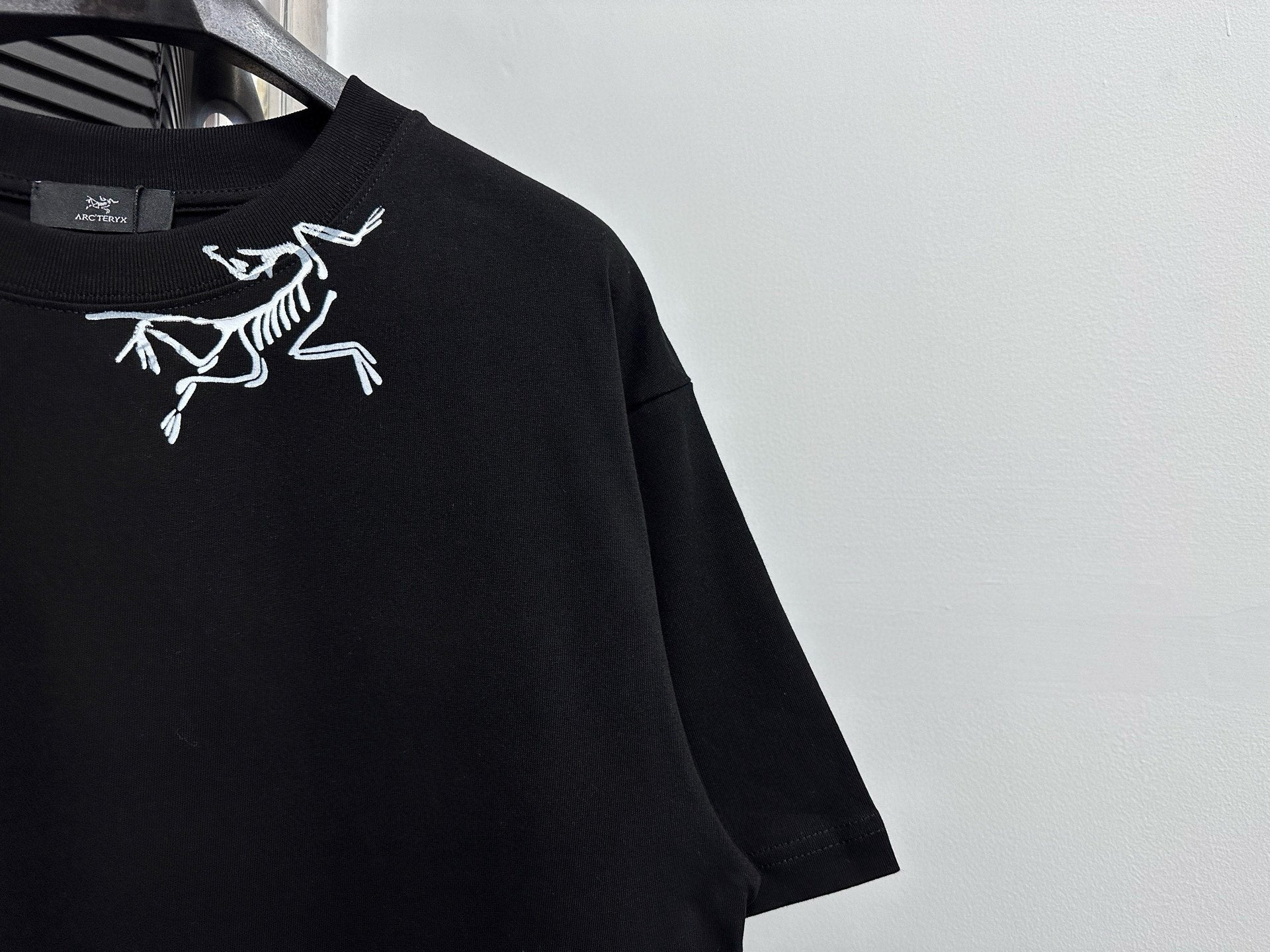 LuxluxHouse Best Quality Clothes T-shirt Arcteryx