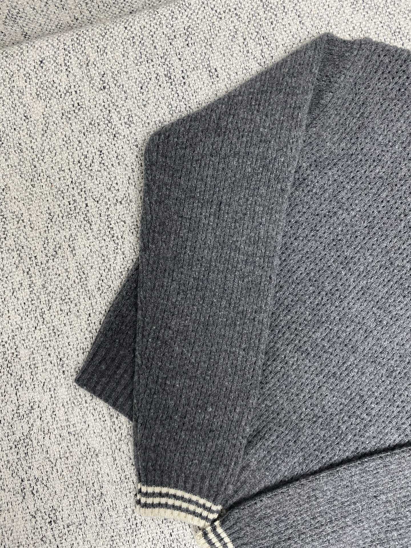 LuxluxHouse Best Quality Clothes Miu Miu Hoodie & Sweater