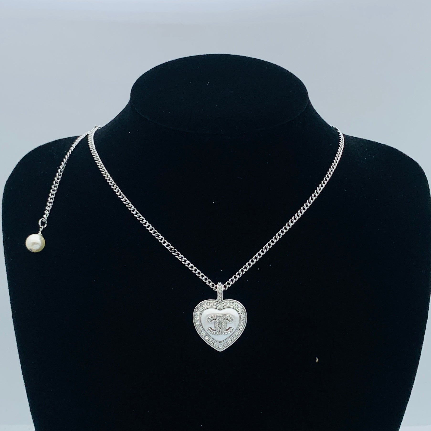 LuxluxHouse Low Price And High Quality Accessories Chanel