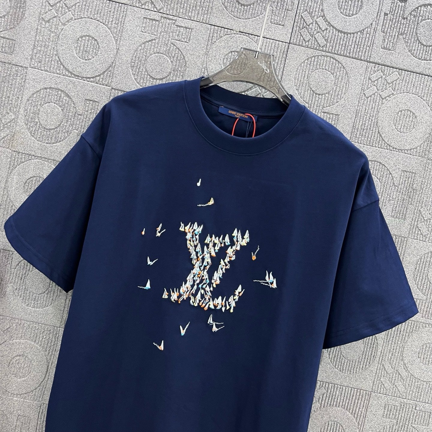 LuxluxHouse Best Quality Clothes T-shirt Louis Vuitton