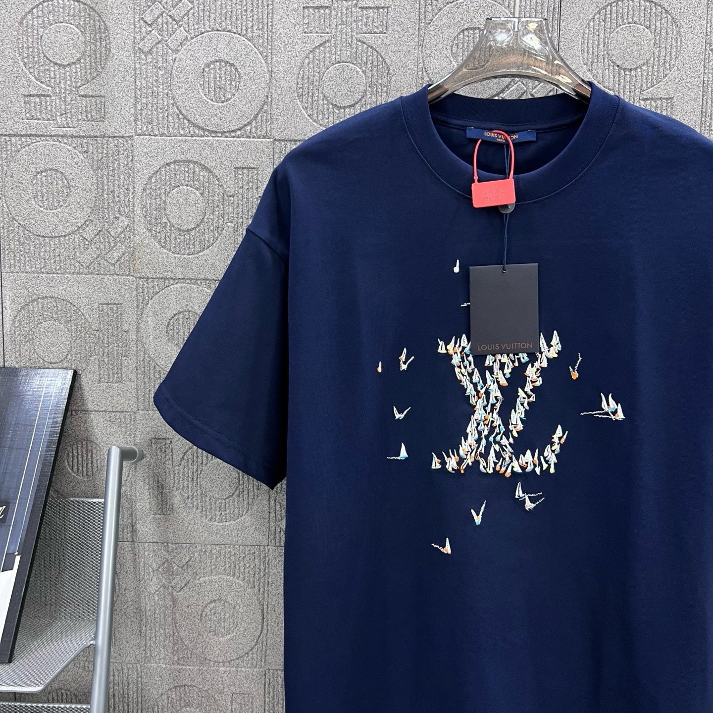 LuxluxHouse Best Quality Clothes T-shirt Louis Vuitton