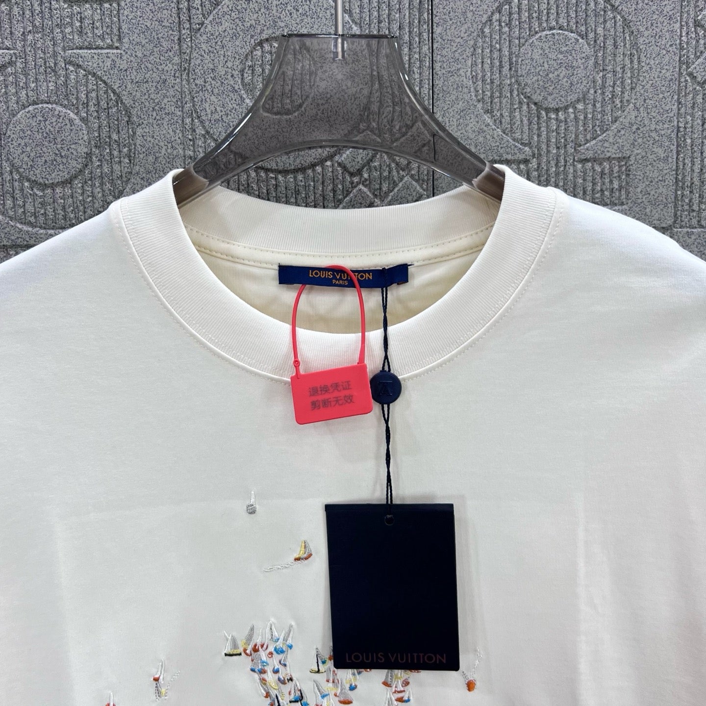 LuxluxHouse Best Quality Clothes T-shirt Louis Vuitton