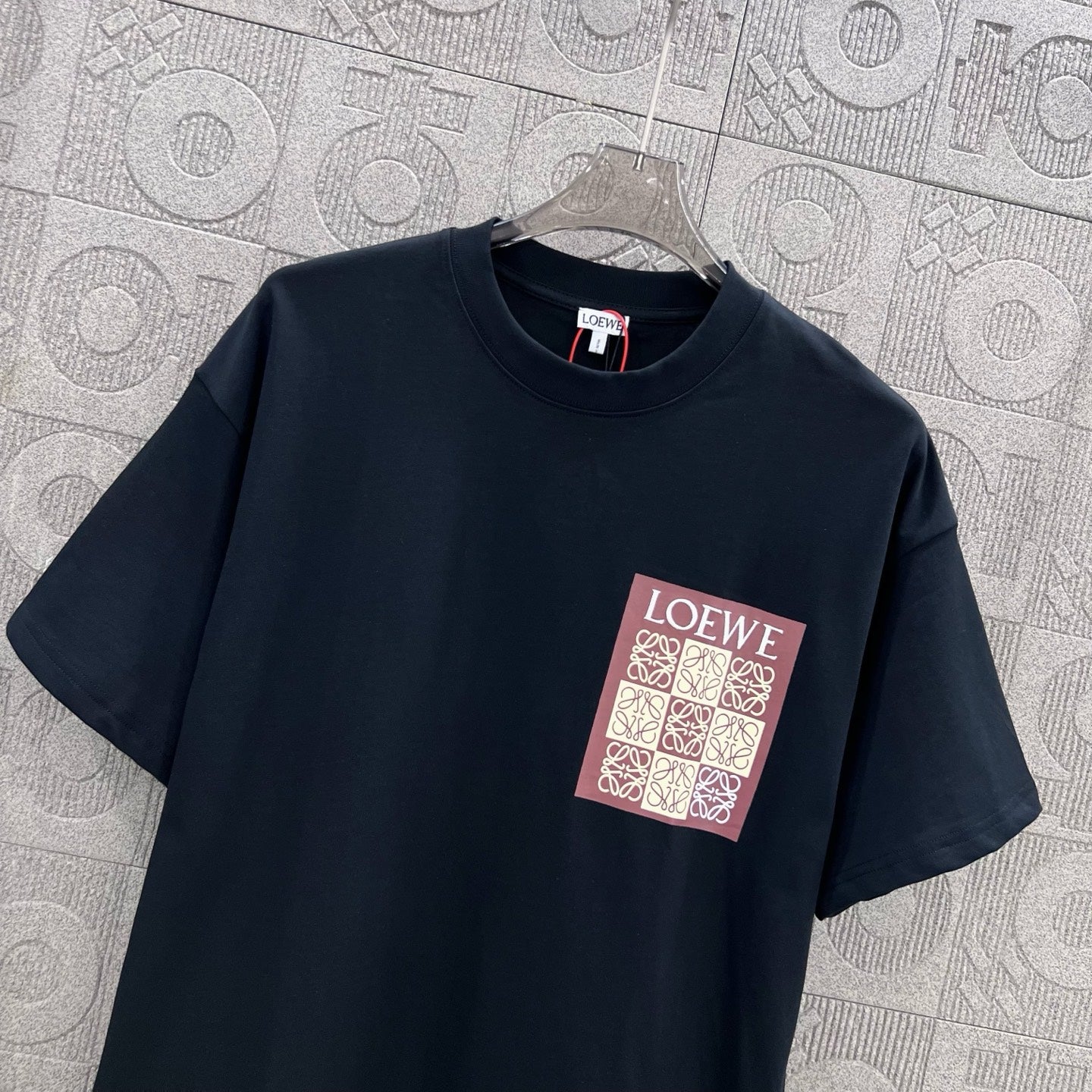 LuxluxHouse Best Quality Clothes T-shirt Loewe