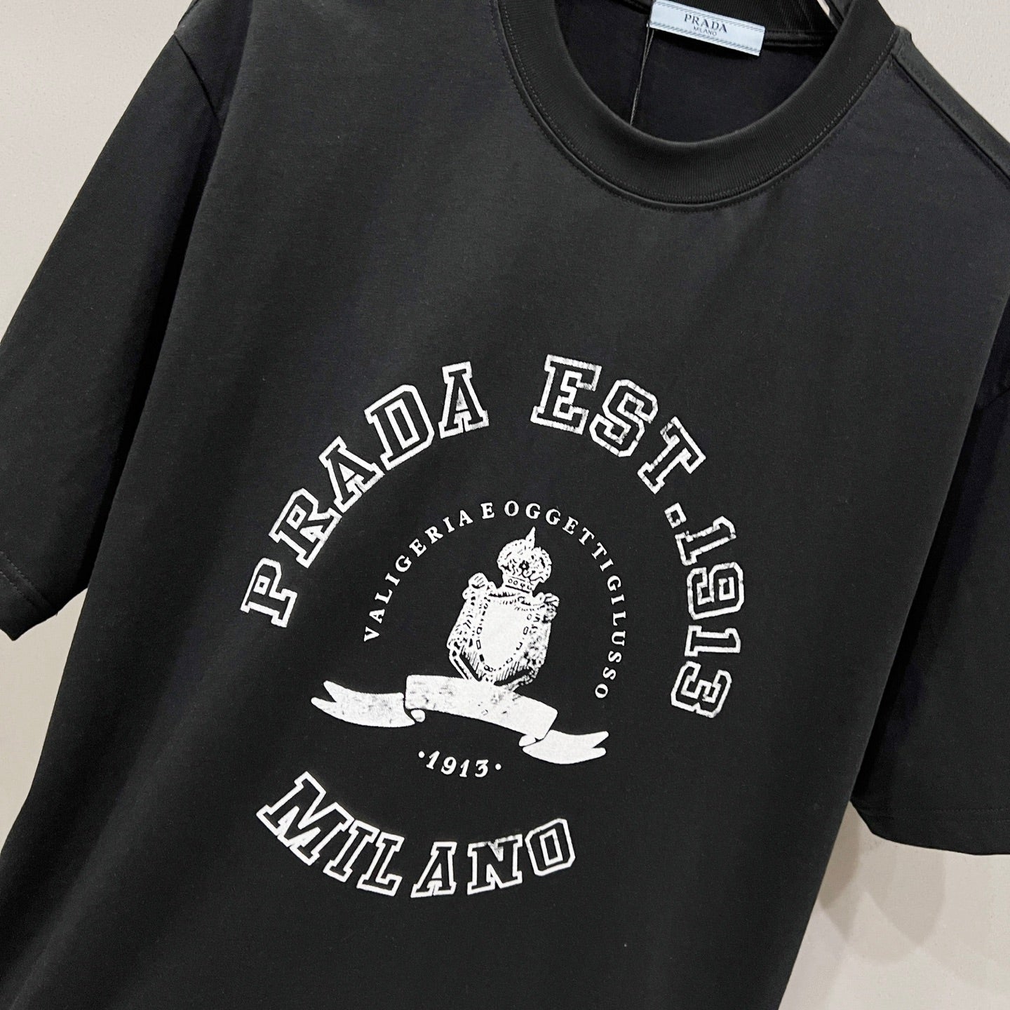 LuxluxHouse Best Quality Clothes T-shirt Prada