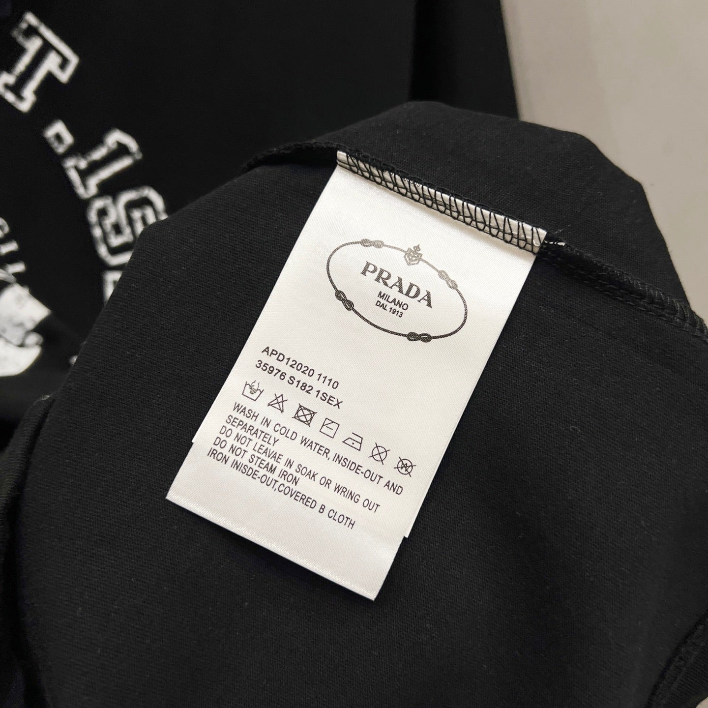 LuxluxHouse Best Quality Clothes T-shirt Prada
