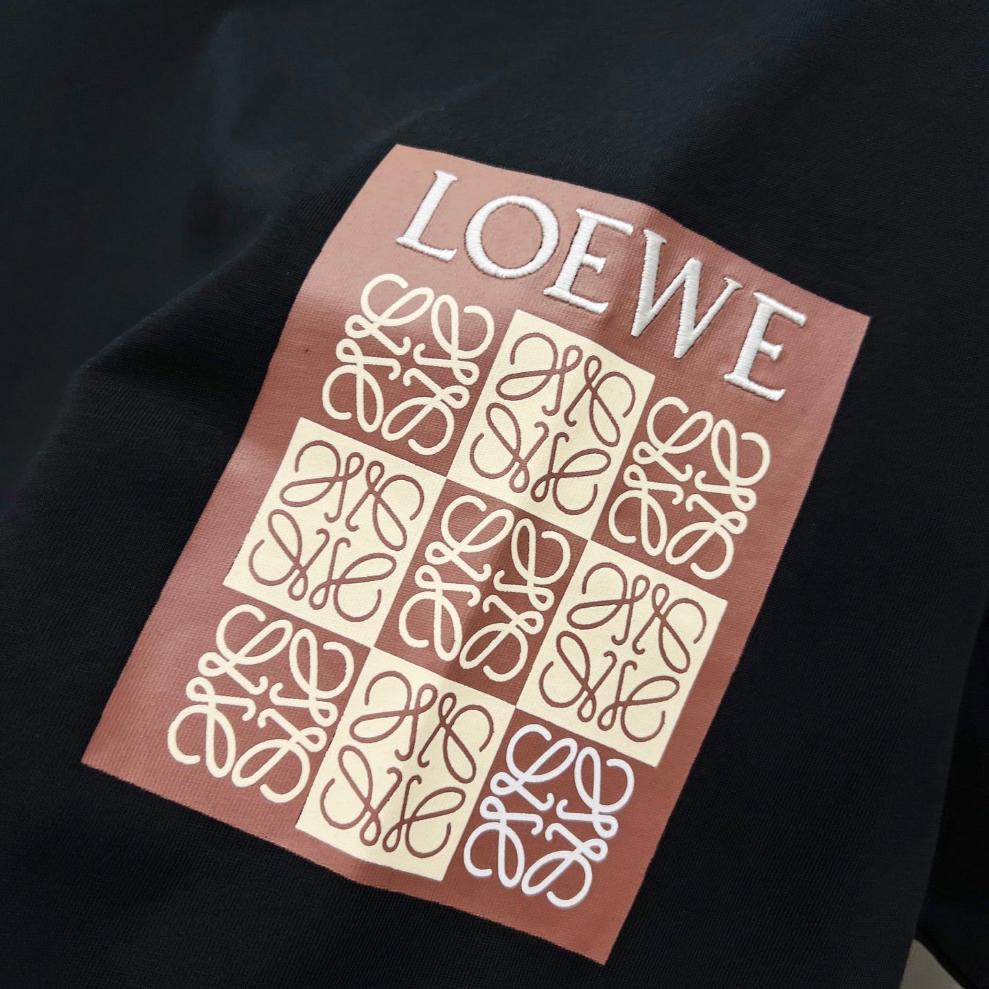 LuxluxHouse Best Quality Clothes T-shirt Loewe