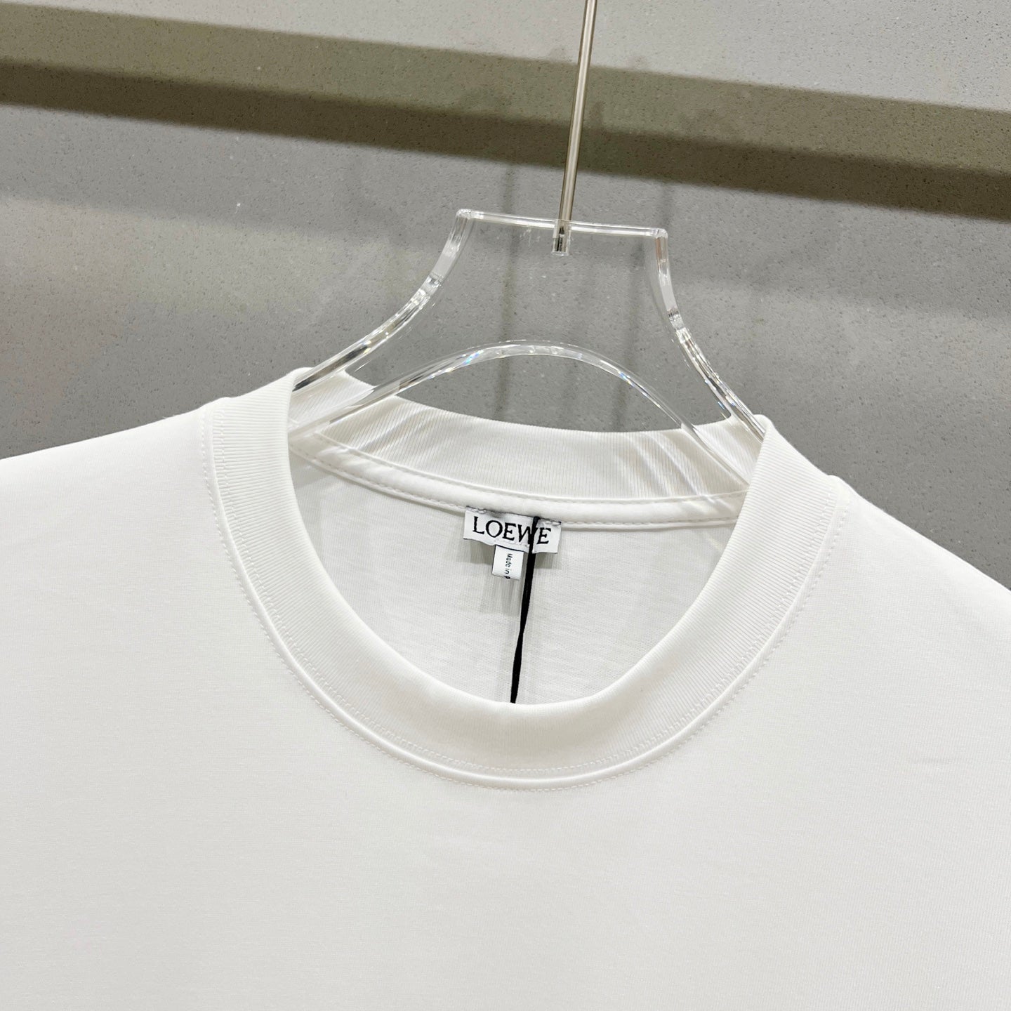 LuxluxHouse Best Quality Clothes T-shirt Loewe